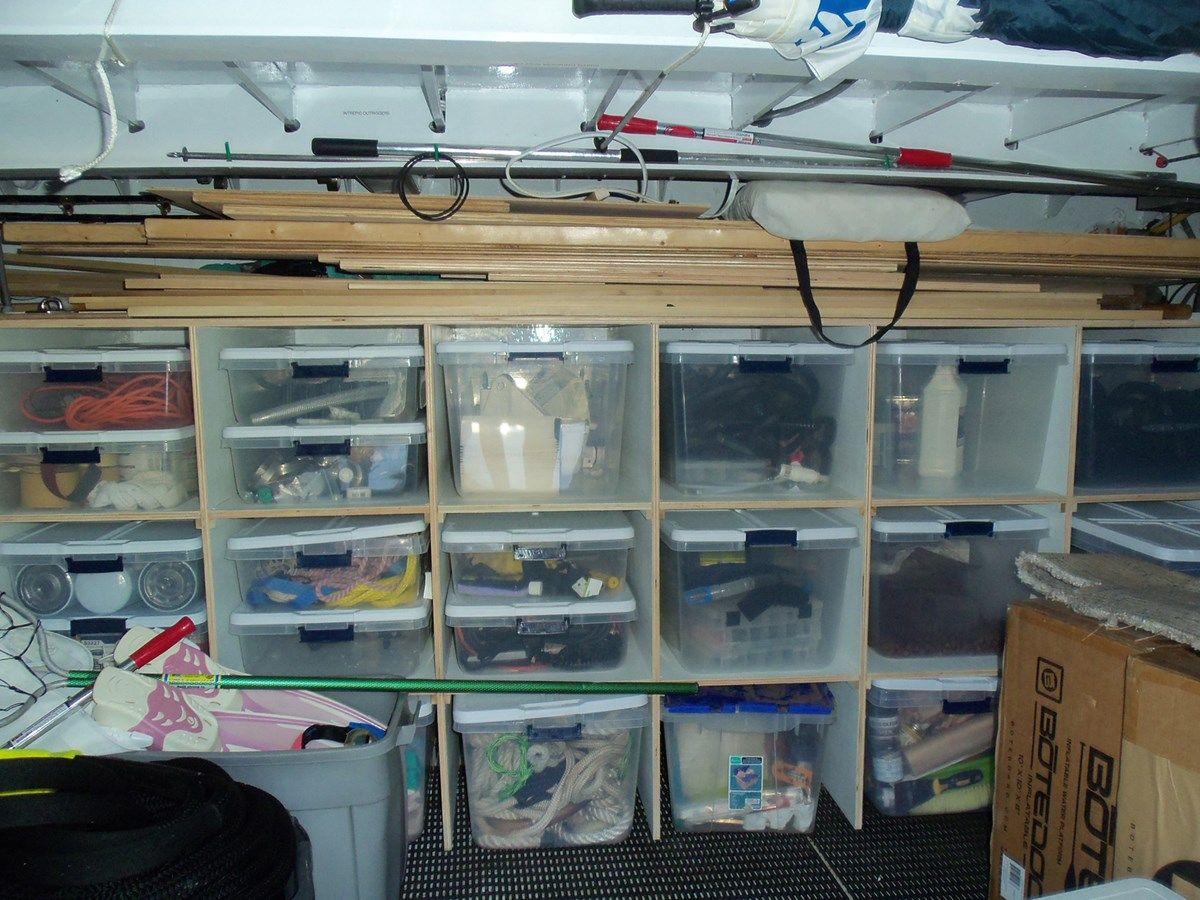 Buy a MON SHERI Custom Extended at Shestakov Yacht Sales