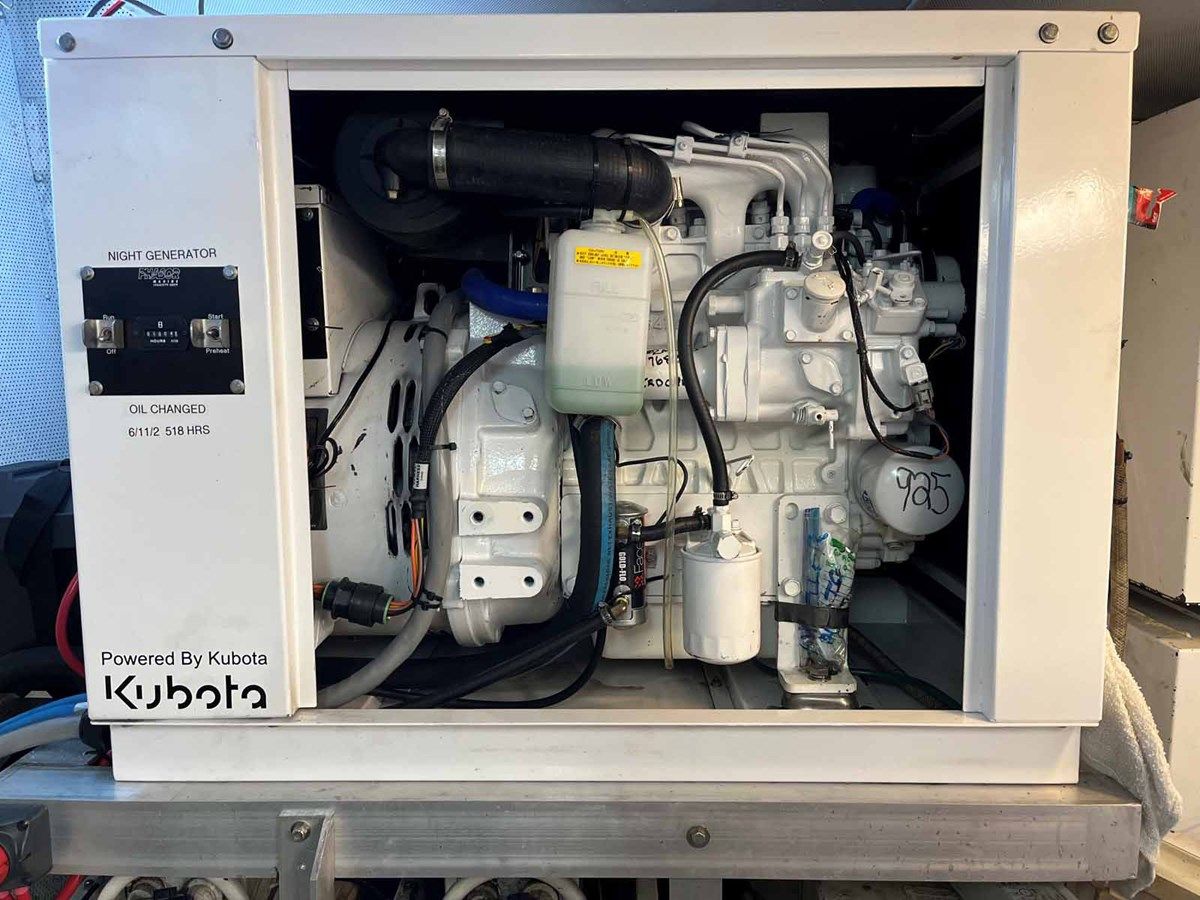 the best price on MON SHERI - Broward Yacht