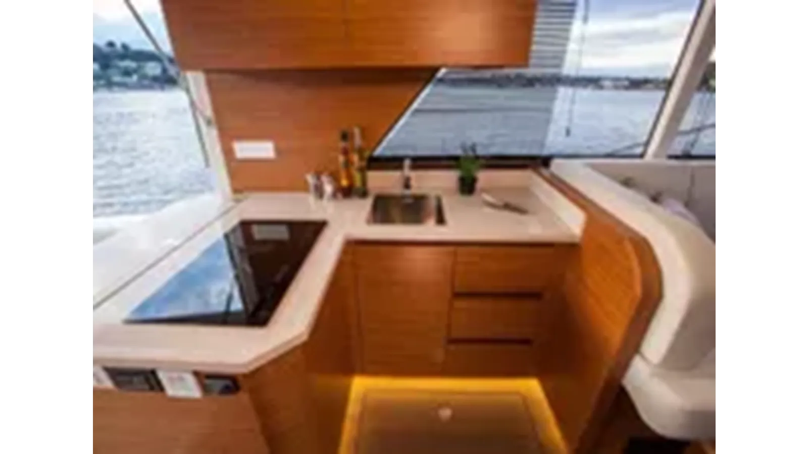 best yacht sales deals 2024 Greenline 39 Hybrid