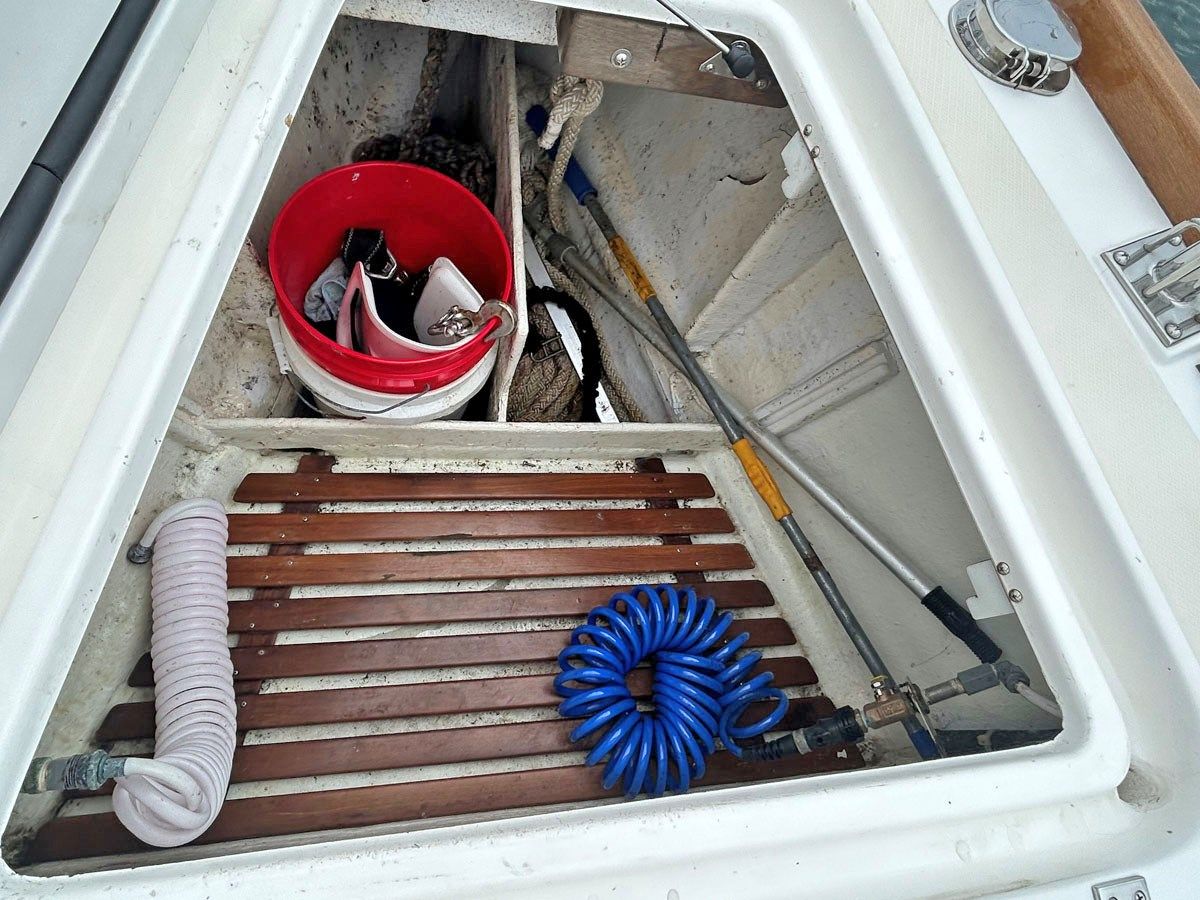 the best price on ACADIA - HYLAS