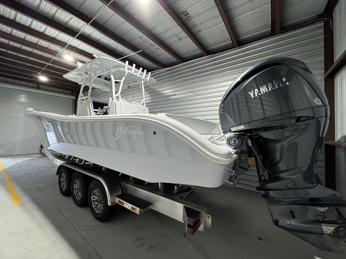 the best price on 36 Yellowfin