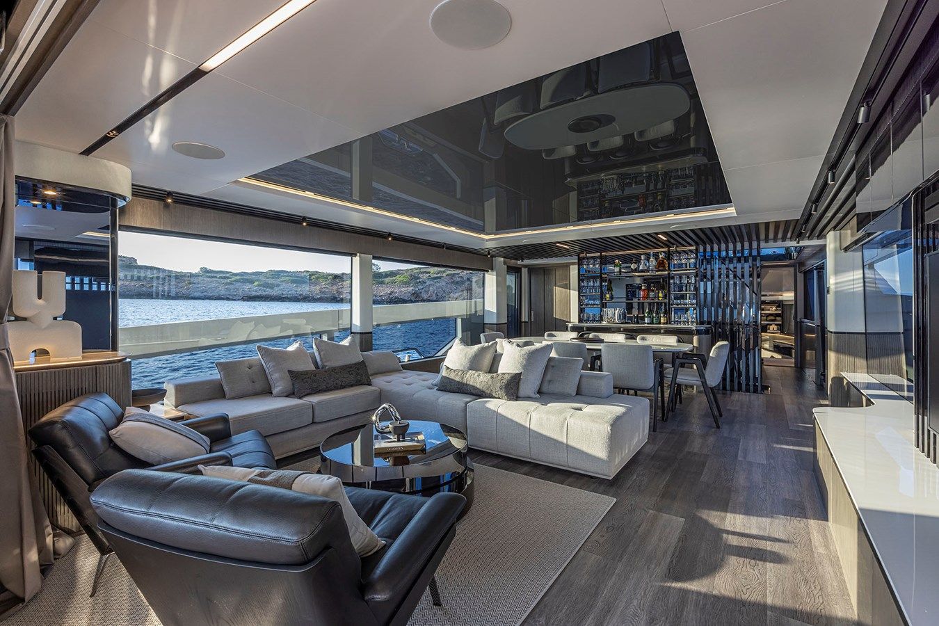 Buy a yacht Pearl 82 82