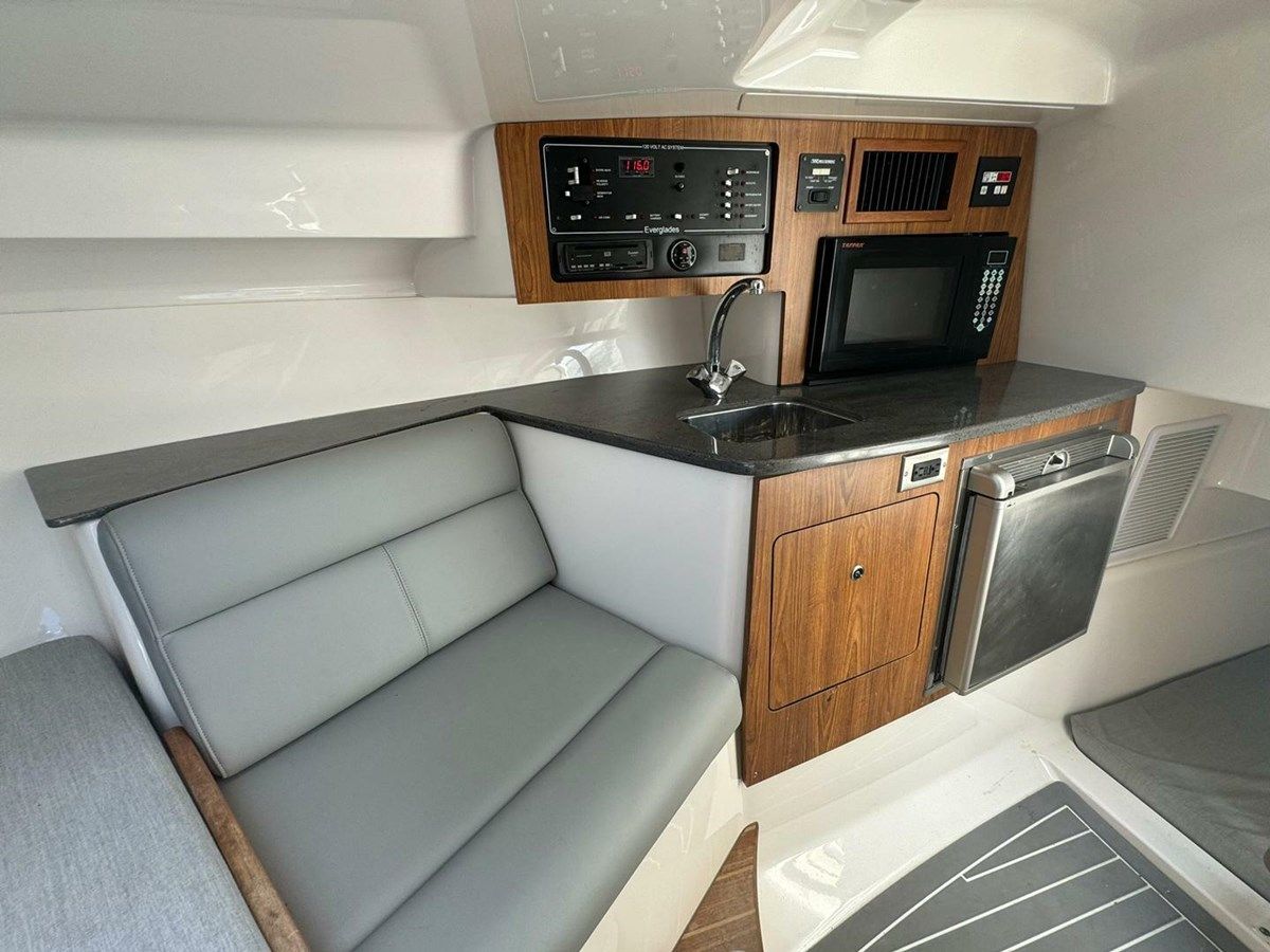 Лучшие предложения покупки яхты T-PARTY 35