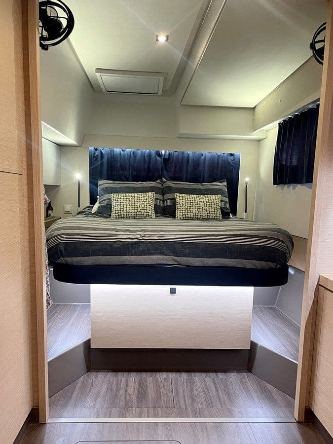 the best price on Grand Crew - unknown