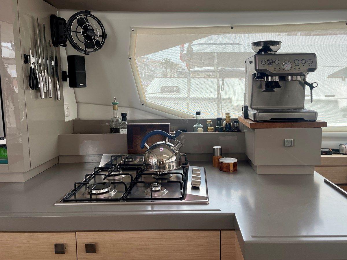 Grand Crew Saona 47 Owner's MAESTRO yacht sale