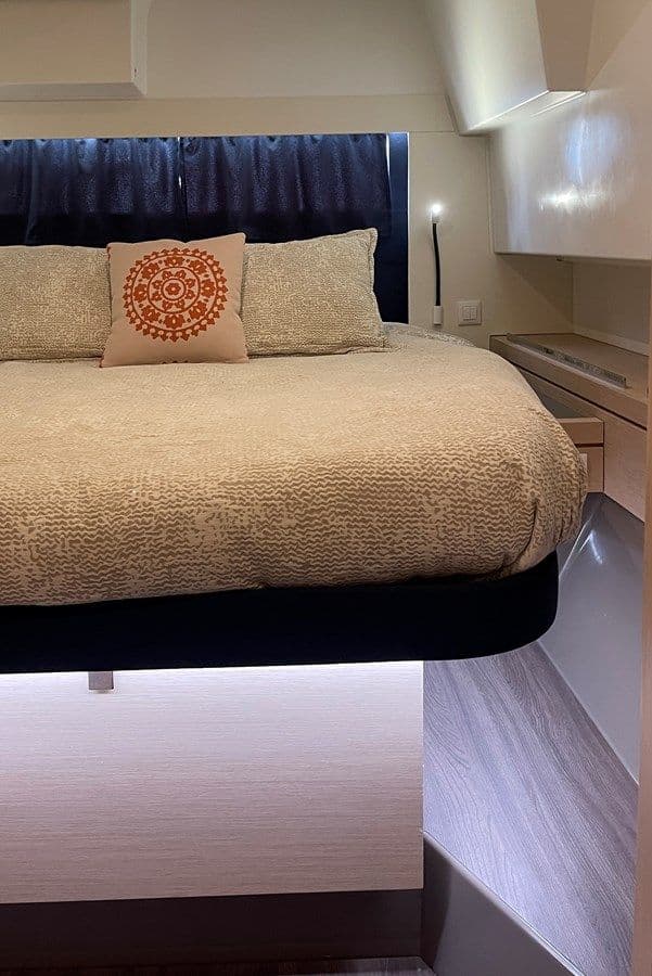 Buy a yacht Grand Crew Saona 47 Owner's MAESTRO