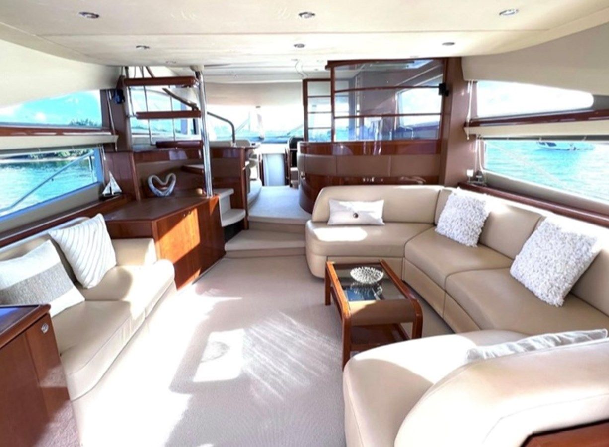 Buy a yacht UNIQ 2008