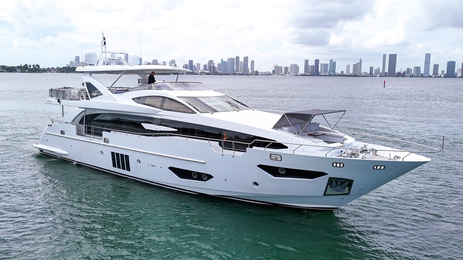 Продажа яхты 2017 Azimut 30 Metri - Azimut Yachts