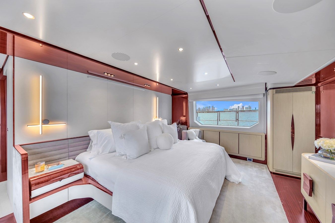 Купить яхту 2017 Azimut 30 Metri 2017 в Shestakov Yacht Sales