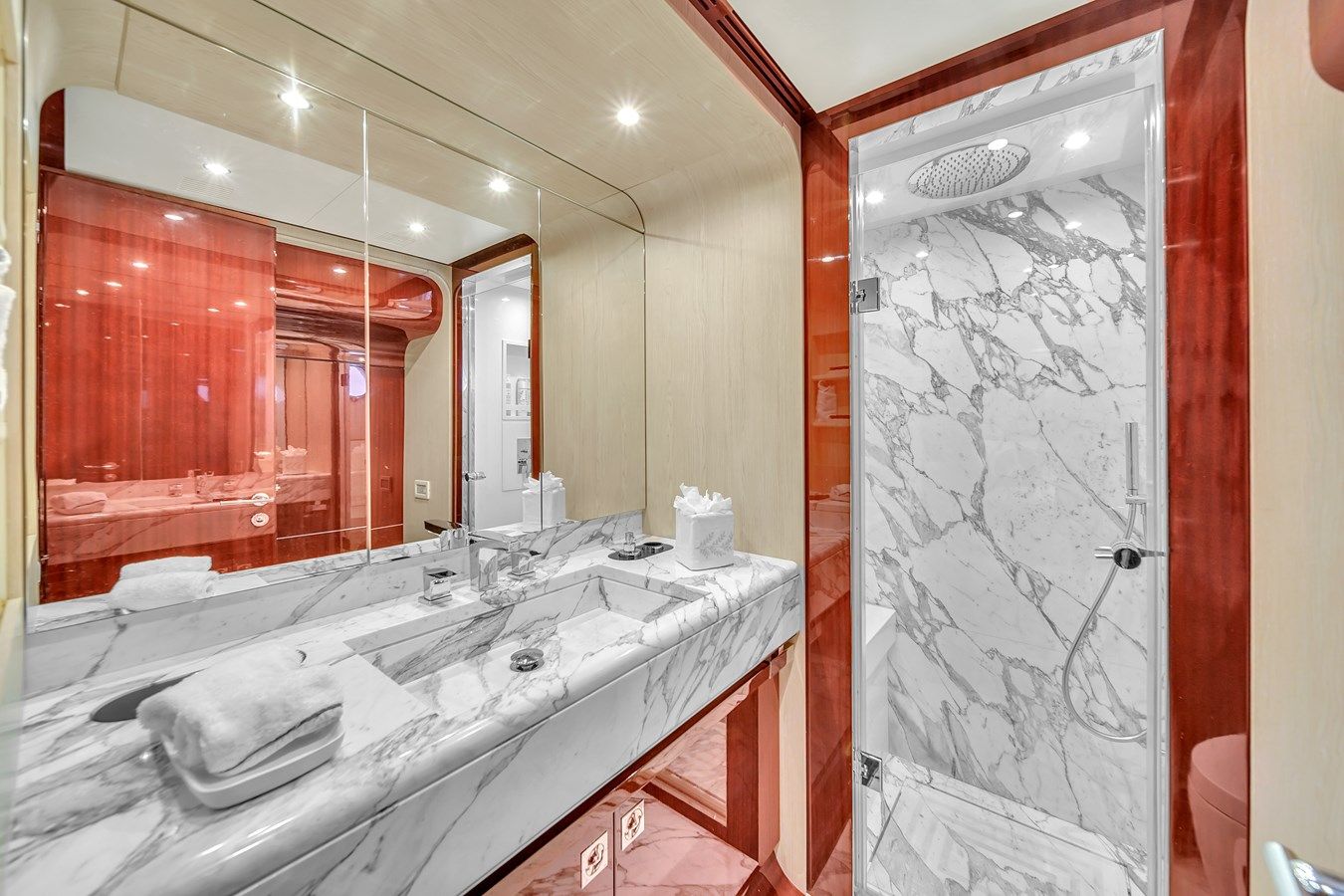 2017 Azimut 30 Metri - Azimut Yachts