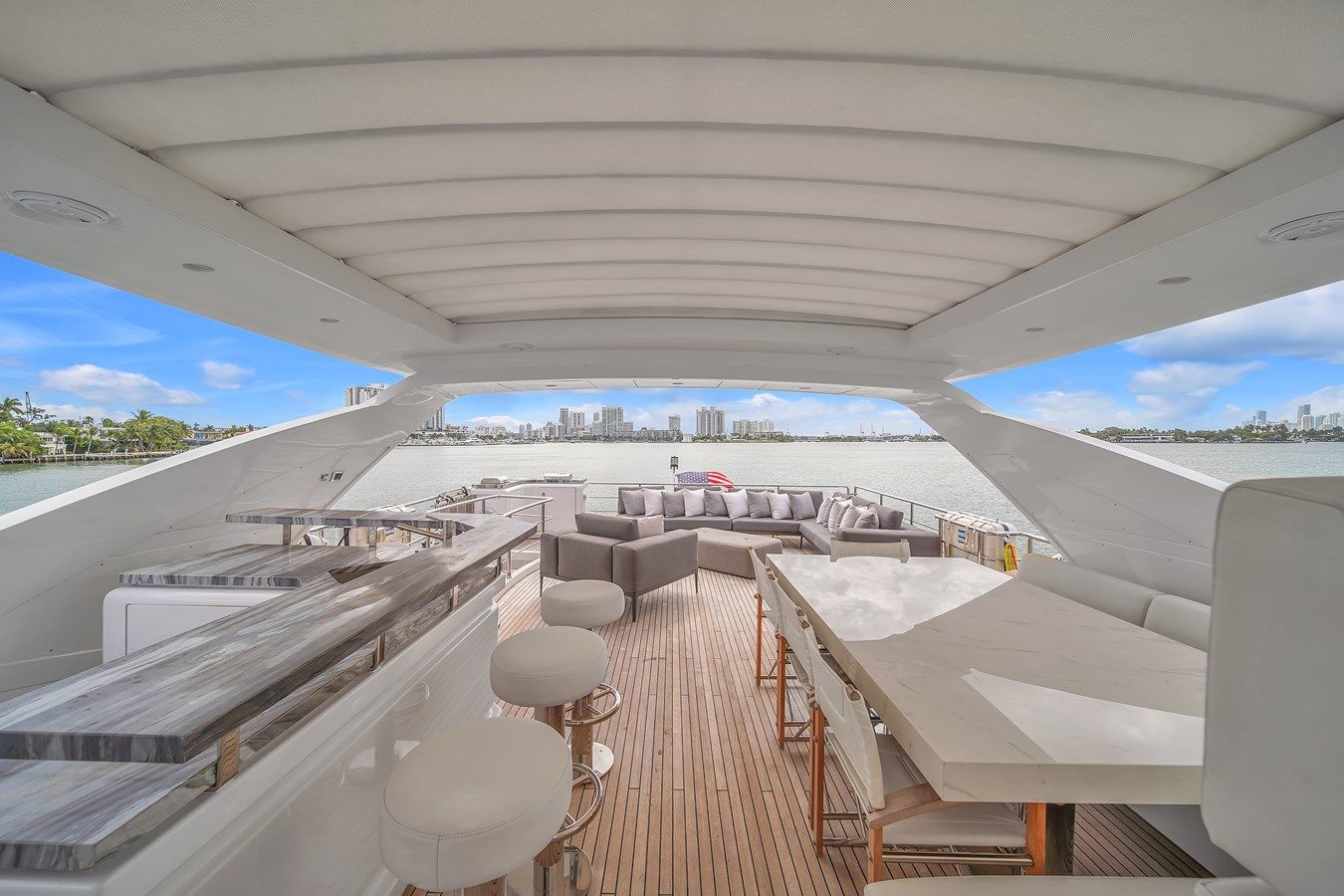 Лучшие предложения покупки яхты 2017 Azimut 30 Metri - Azimut Yachts