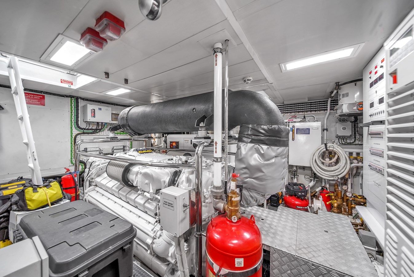 Лучшие предложения покупки яхты 2017 Azimut 30 Metri 95