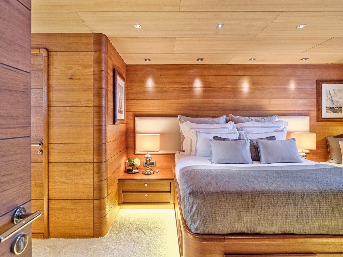 Купить яхту PASA 101 в Shestakov Yacht Sales