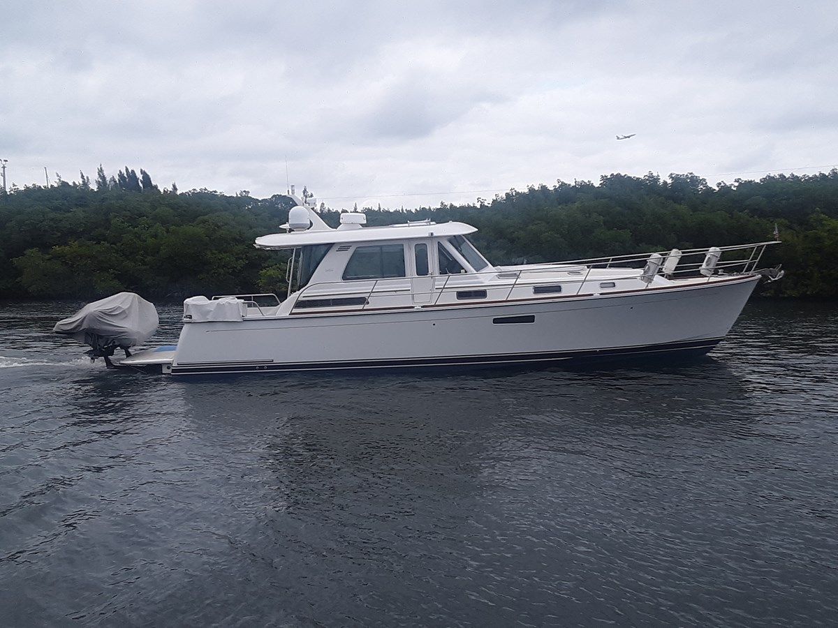 Купить яхту Happy Days 48 в Shestakov Yacht Sales