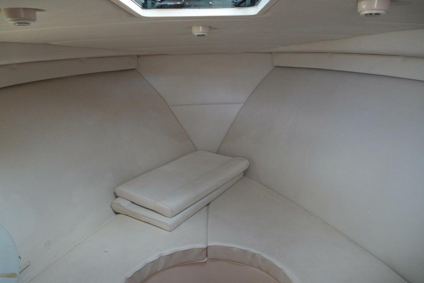 Купить яхту R & R 3800 Tournament Express в Shestakov Yacht Sales