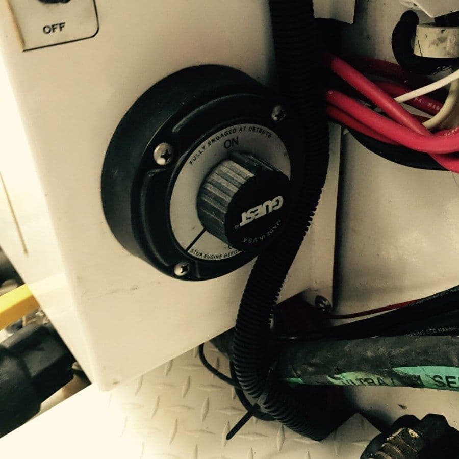 R & R 3800 Tournament Express