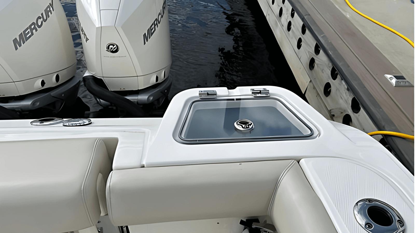 Продажа яхты 35 ft 2020 Boston Whaler 350 Realm, Yacht Kings 350 Realm