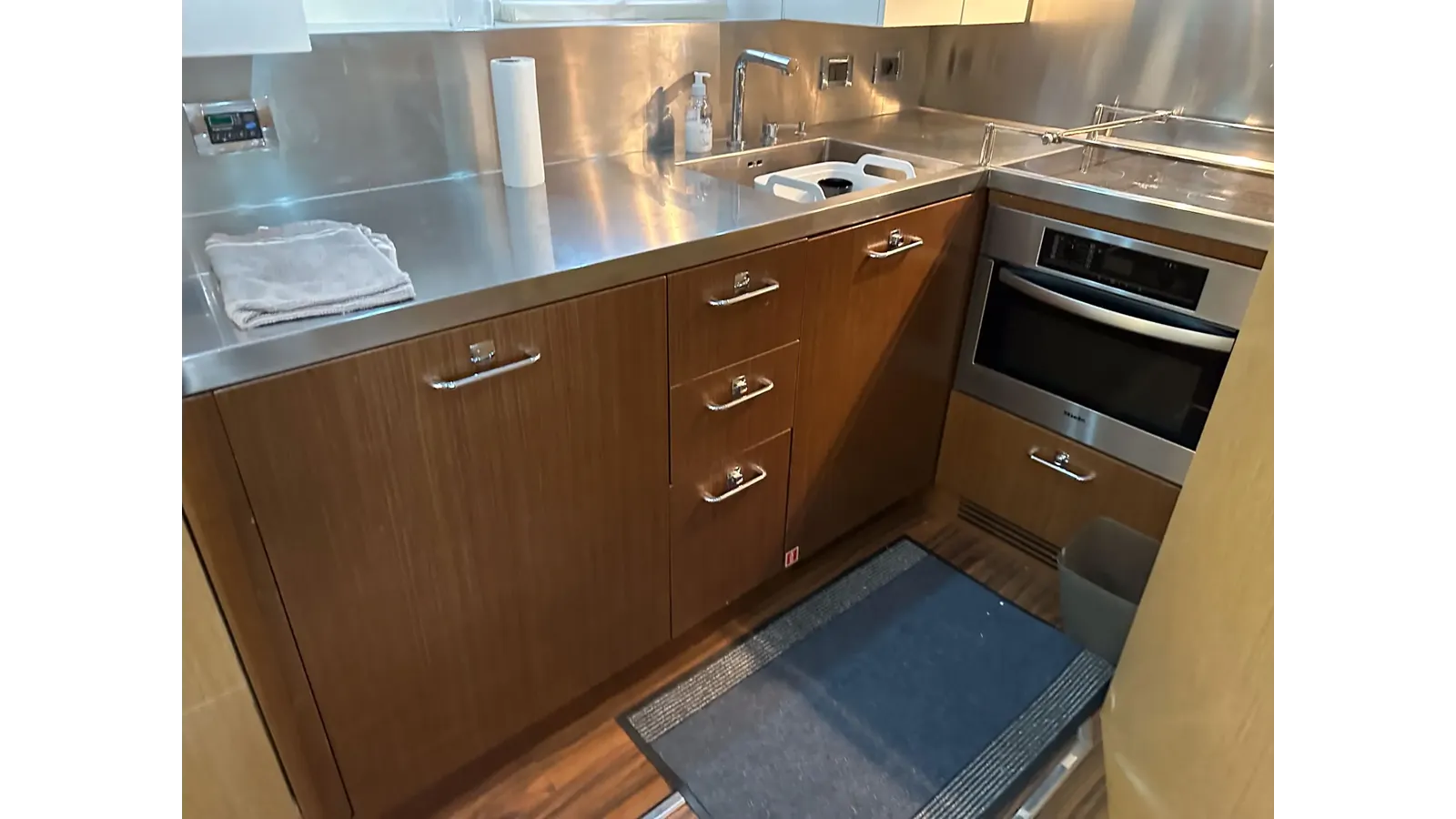 Купить CHARISMA II