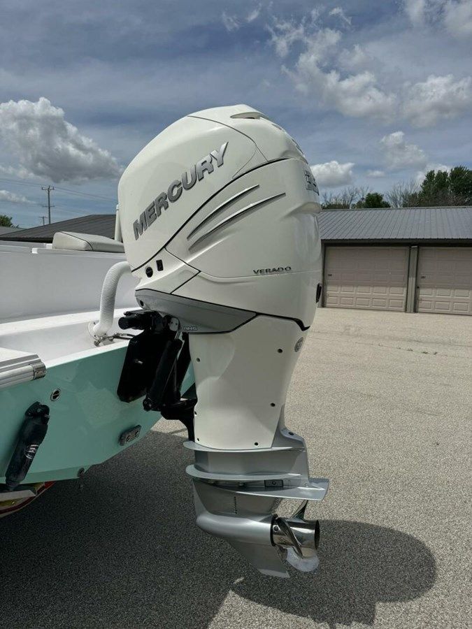 Buy a yacht 26 Streamline 2022