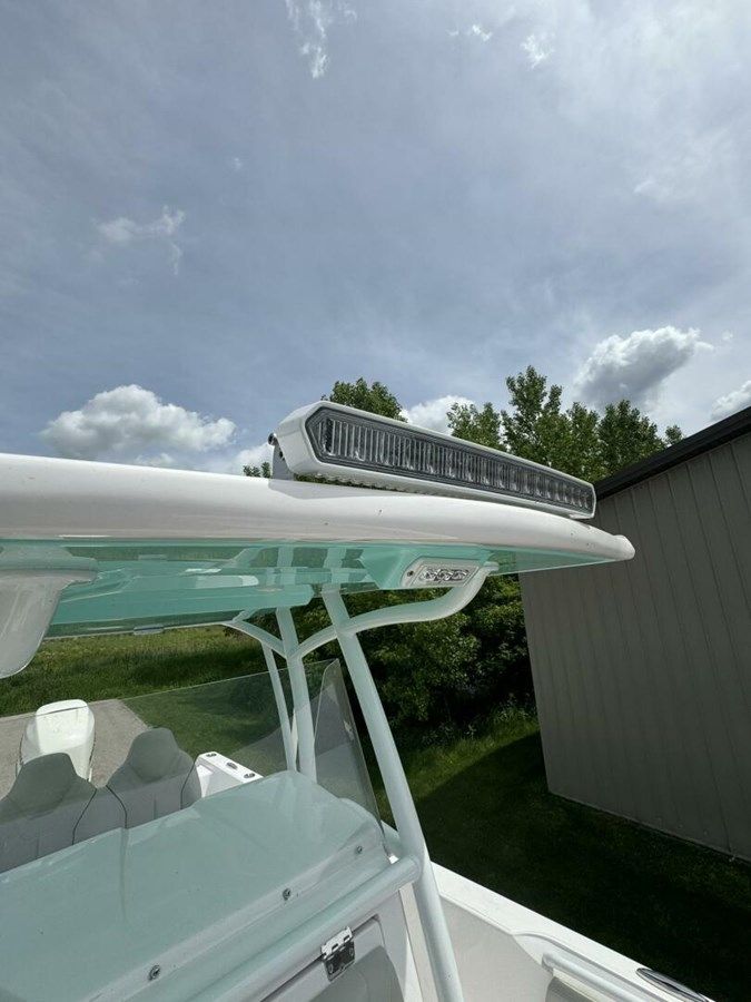 Buy a 26 Streamline Center Console at Shestakov Yacht Sales