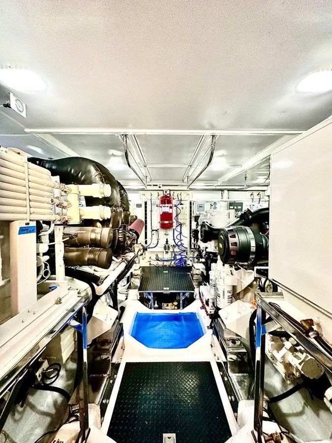 Лучшая цена на 65ft 2020 Endurance 658L, Unicorn