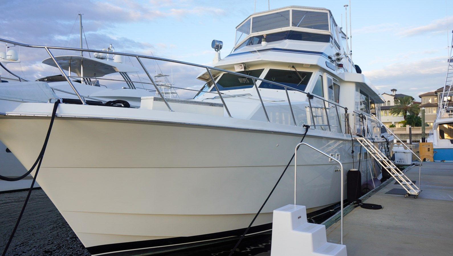 Buy a SUNSET GRILLE 62 at Shestakov Yacht Sales
