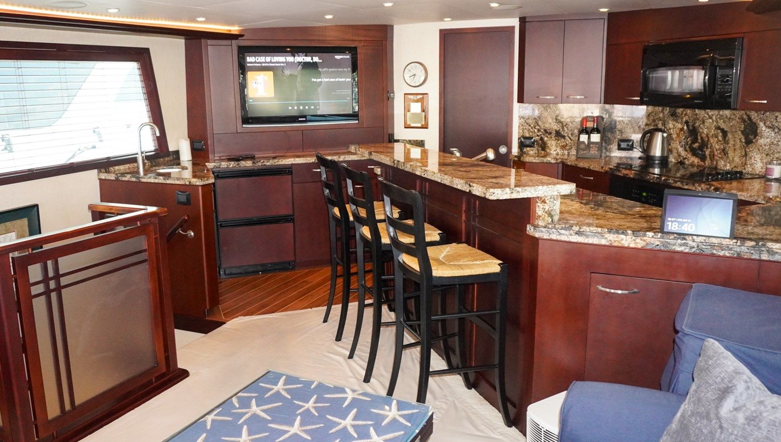 best yacht sales deals SUNSET GRILLE 62 Cockpit Motor Yacht