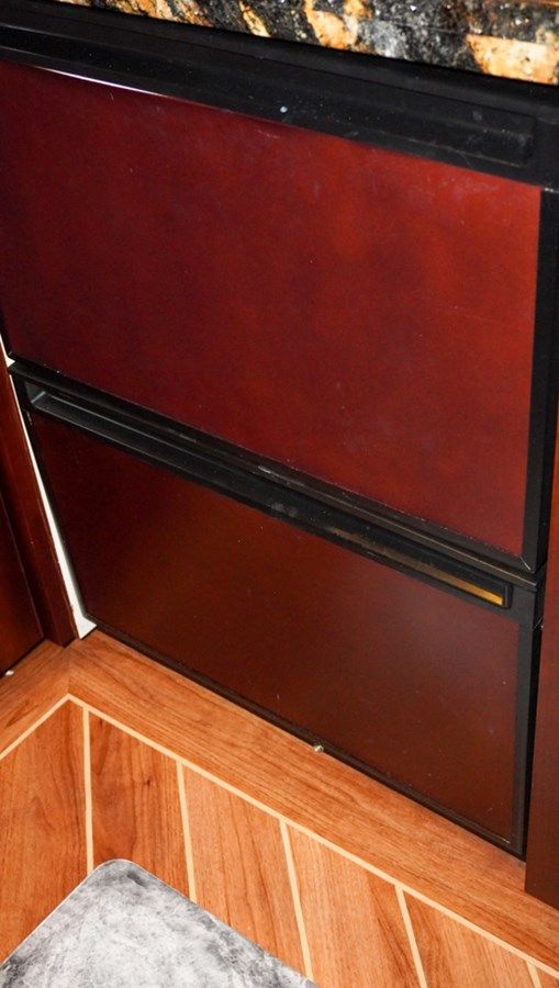 Buy a SUNSET GRILLE at Shestakov Yacht Sales