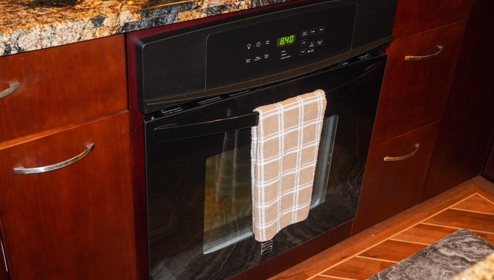 Buy a yacht SUNSET GRILLE