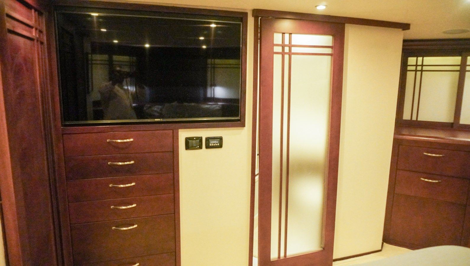 best yacht sales deals SUNSET GRILLE