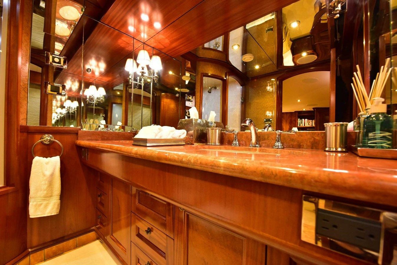 Waterford 2001 yacht sale