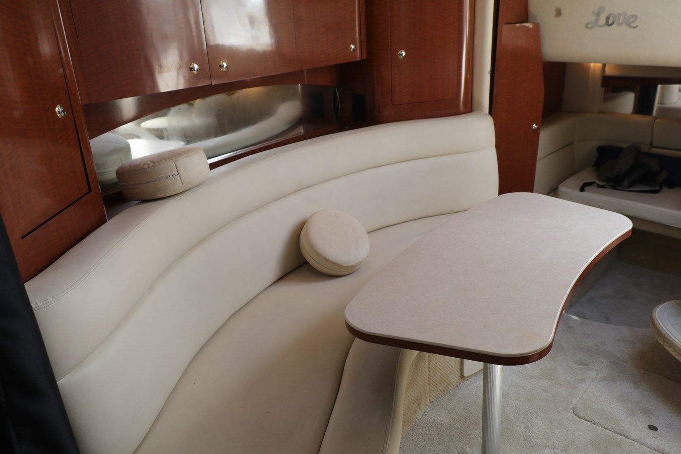 Стоимость яхты 2003 Sea Ray 320 Sundancer 35