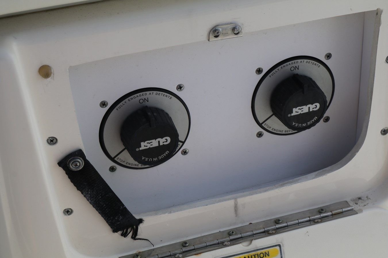 Купить яхту 2003 Sea Ray 320 Sundancer 35 в Shestakov Yacht Sales