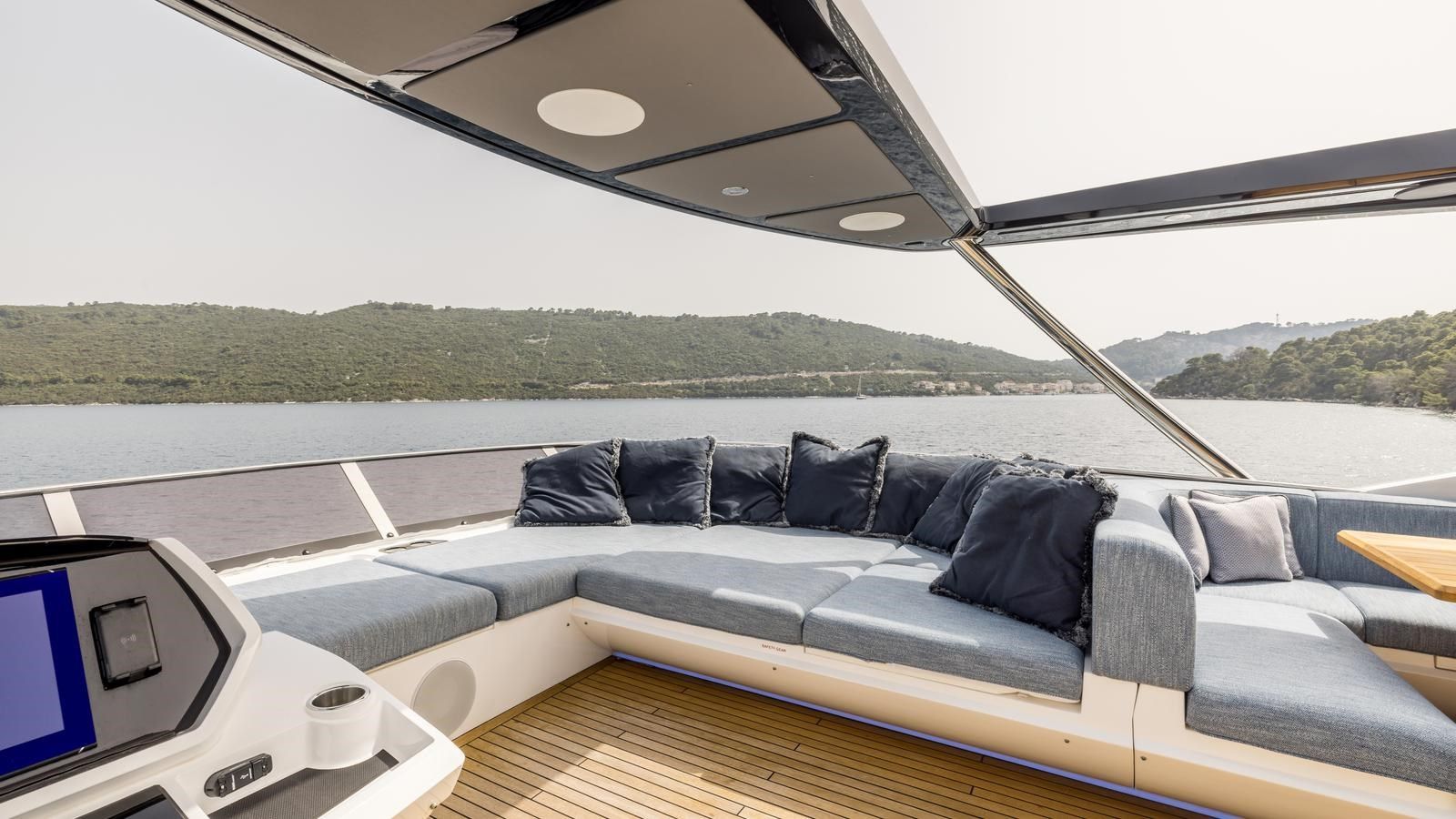 Buy a yacht EXIT - Sunseeker