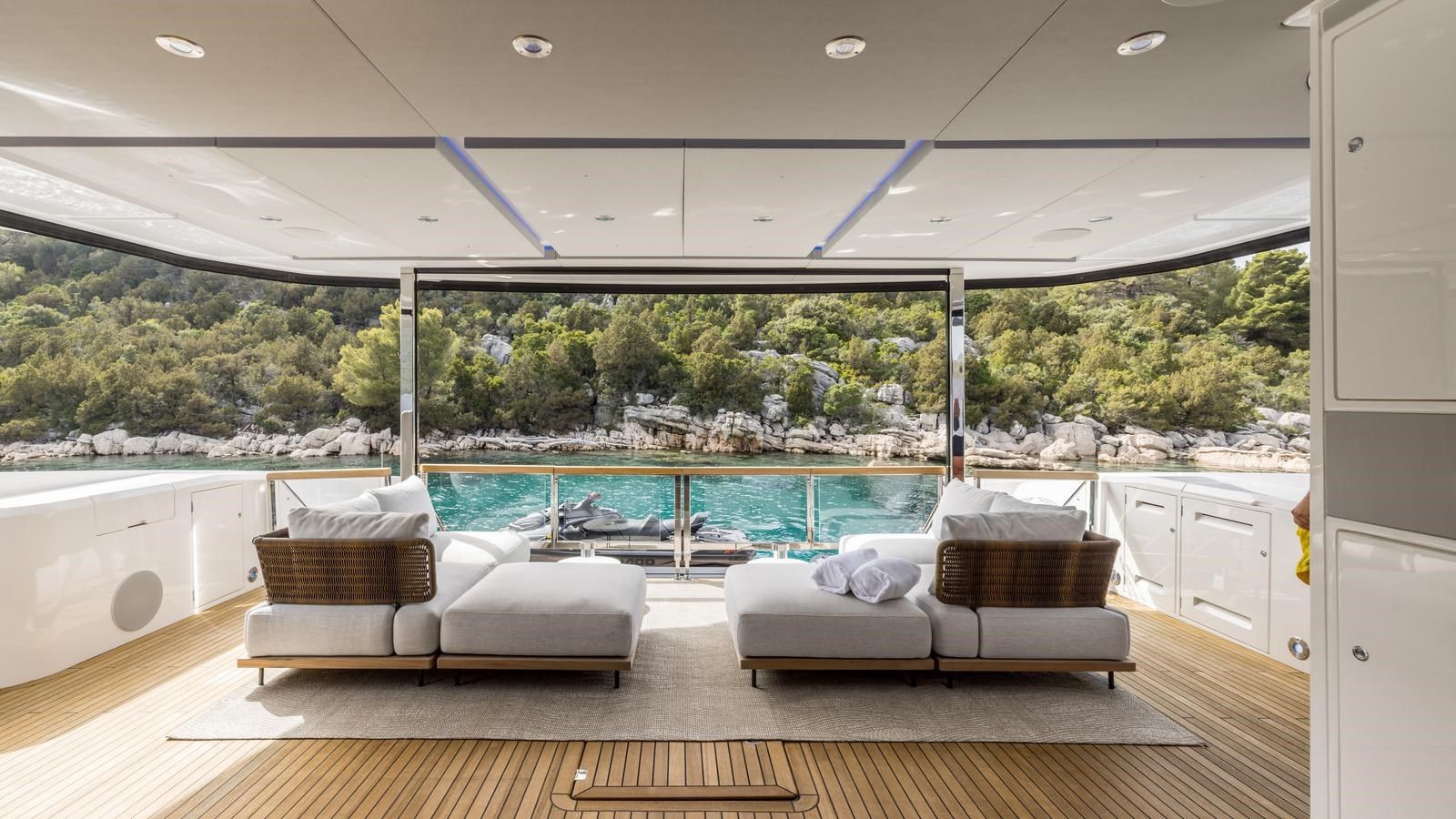 the best price on EXIT Ocean 90