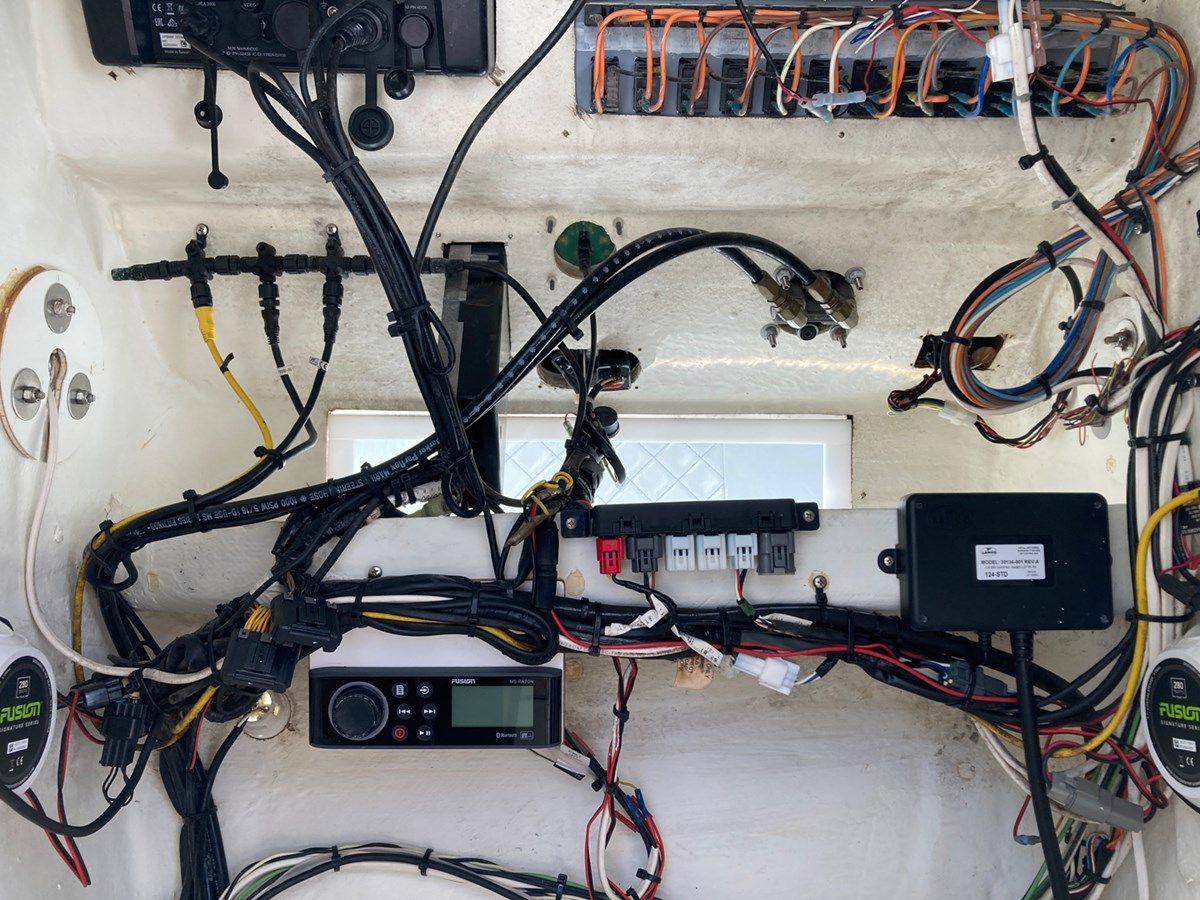 Buy a yacht No Name 21