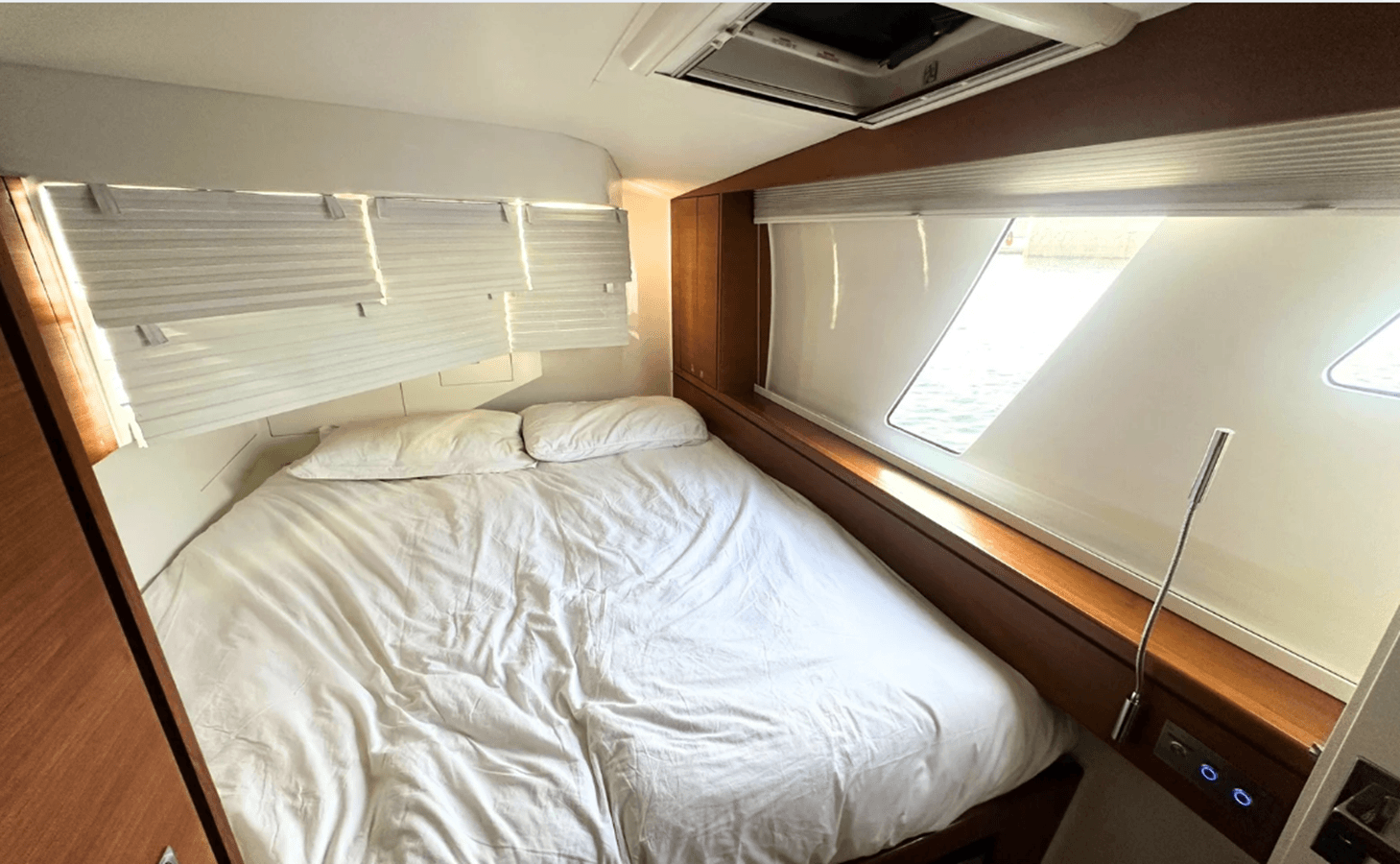 Buy a yacht Helen 60