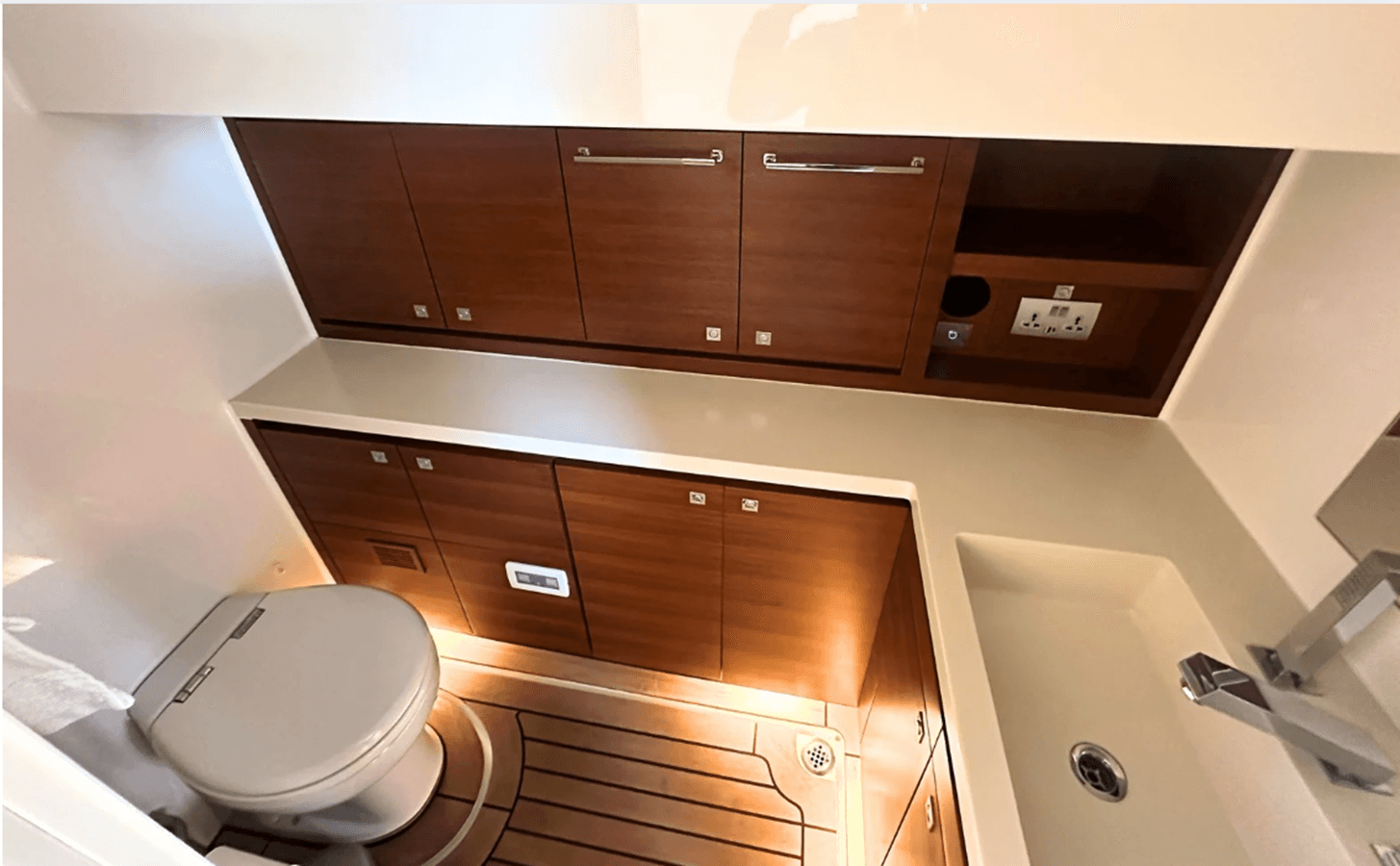 best yacht sales deals Helen - GUNBOAT