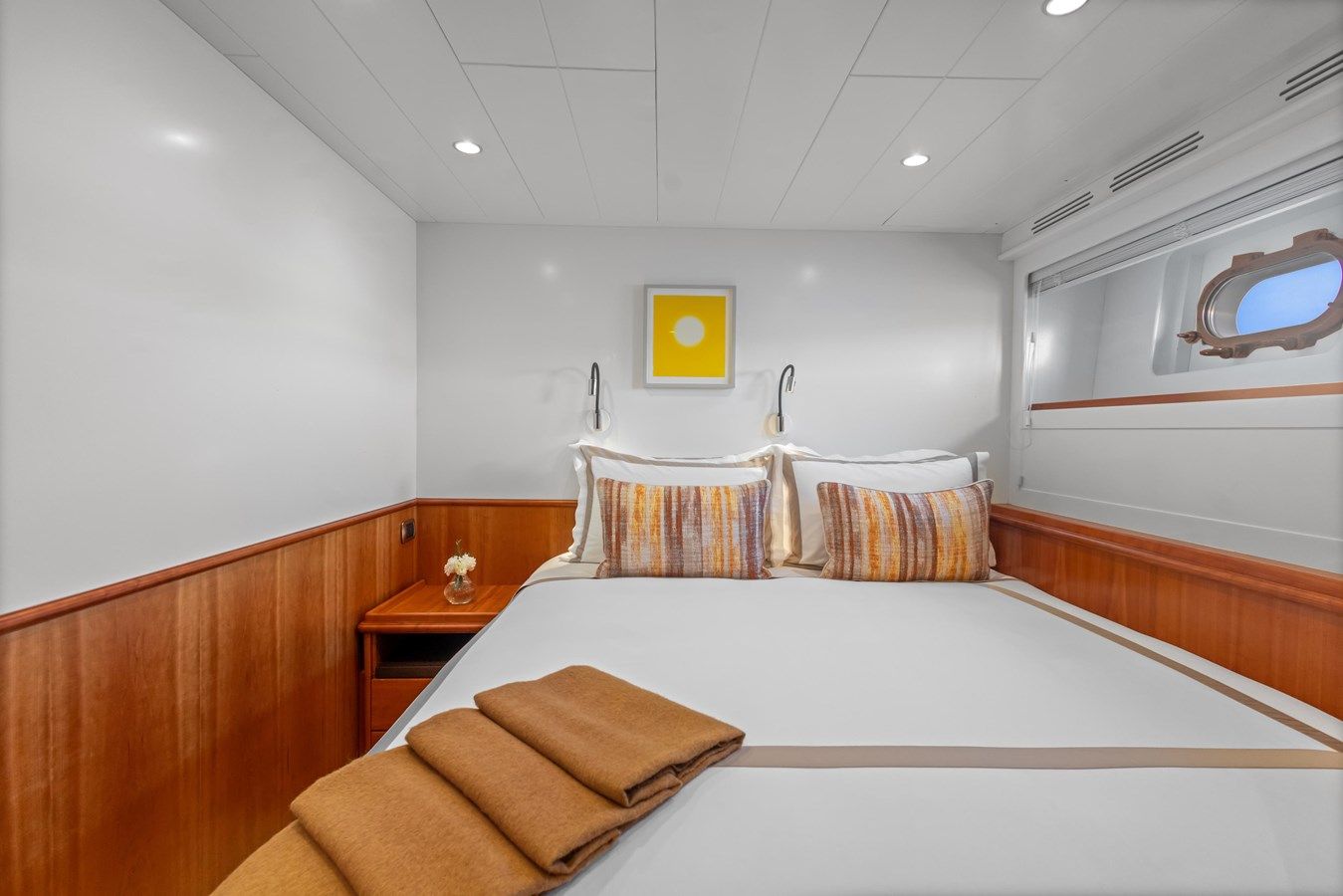 Buy a yacht Archipelago 101