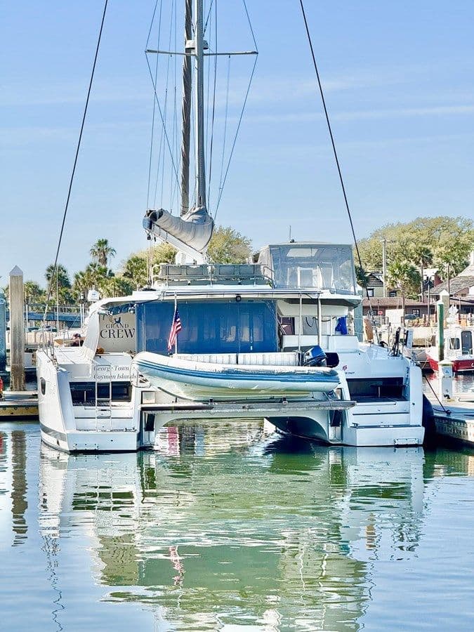 Buy a yacht Grand Crew 2019