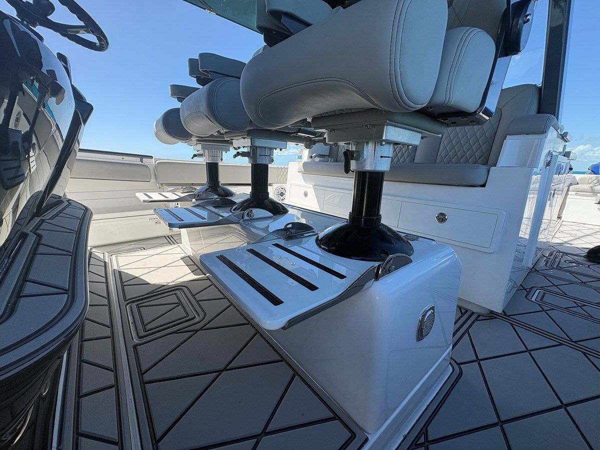 Купить яхту EG VODKA 2020 в Shestakov Yacht Sales