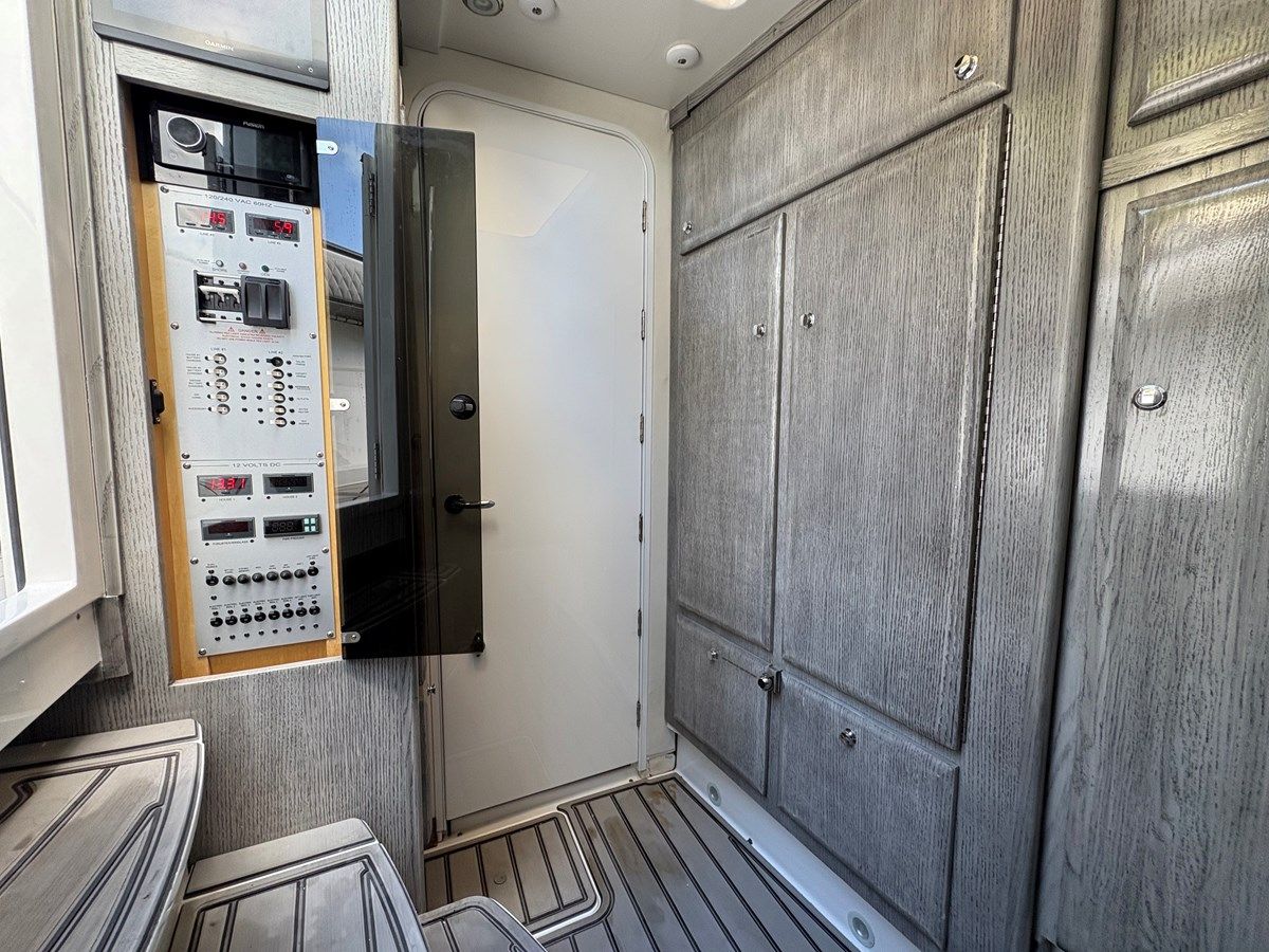 Стоимость яхты EG VODKA