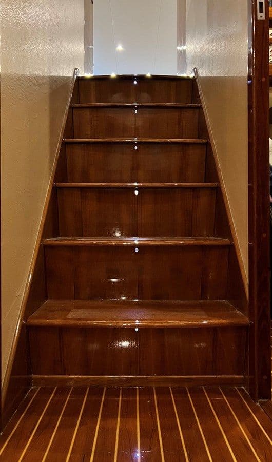 best yacht sales deals MAHI DREAM 1991