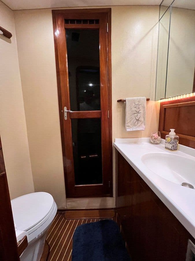 Buy a yacht MAHI DREAM