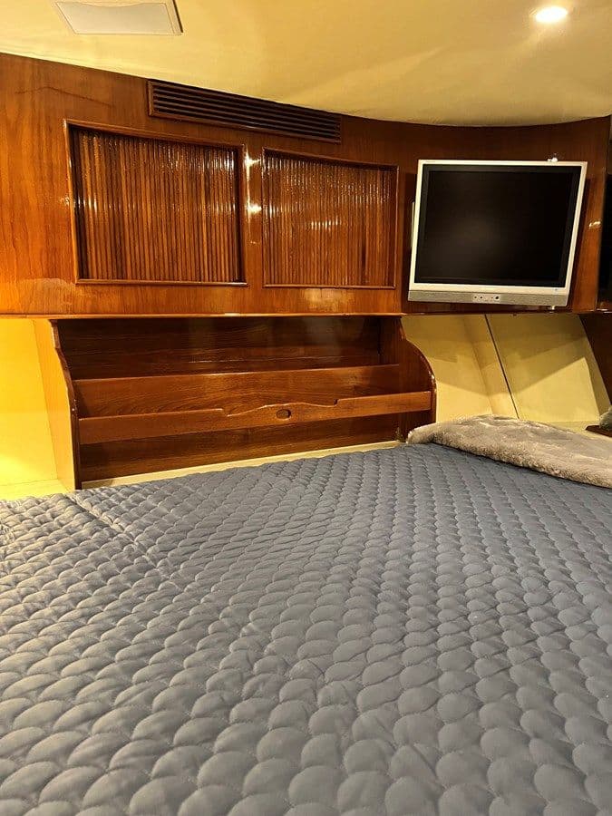 Buy a yacht MAHI DREAM 56