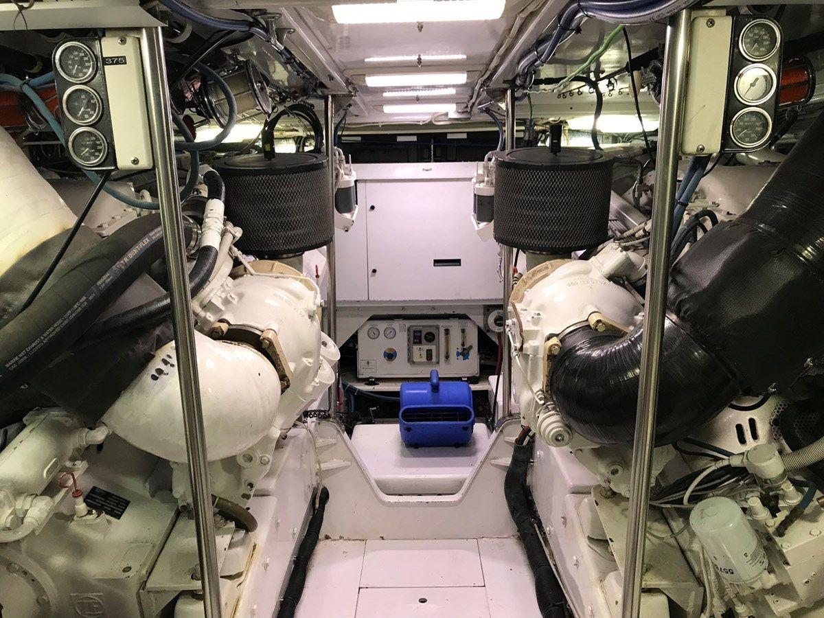 Buy a yacht MAHI DREAM 56