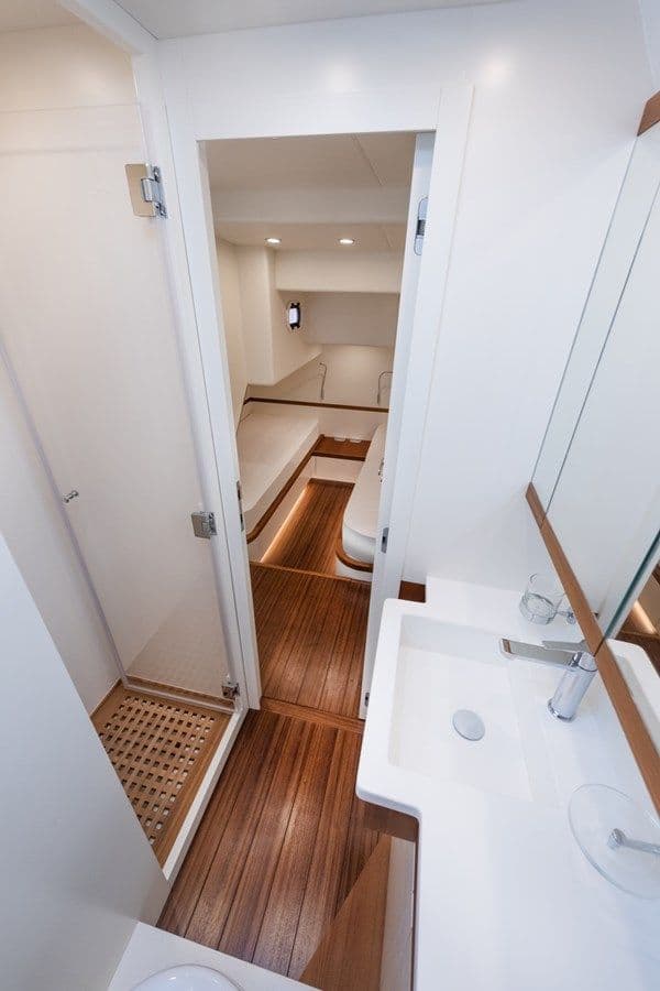 Продажа яхты TOY 51 FLY - TOY MARINE