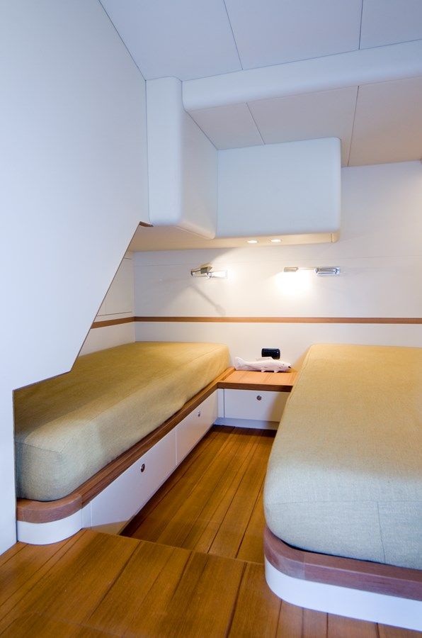 the best price on TOY 51