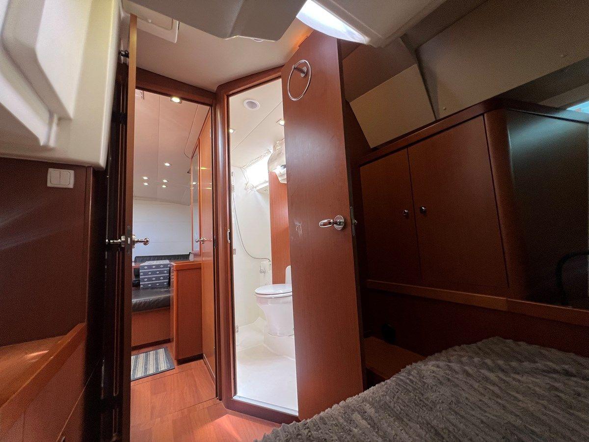 Buy a Beneteau Oceanis 48 - Beneteau at Shestakov Yacht Sales