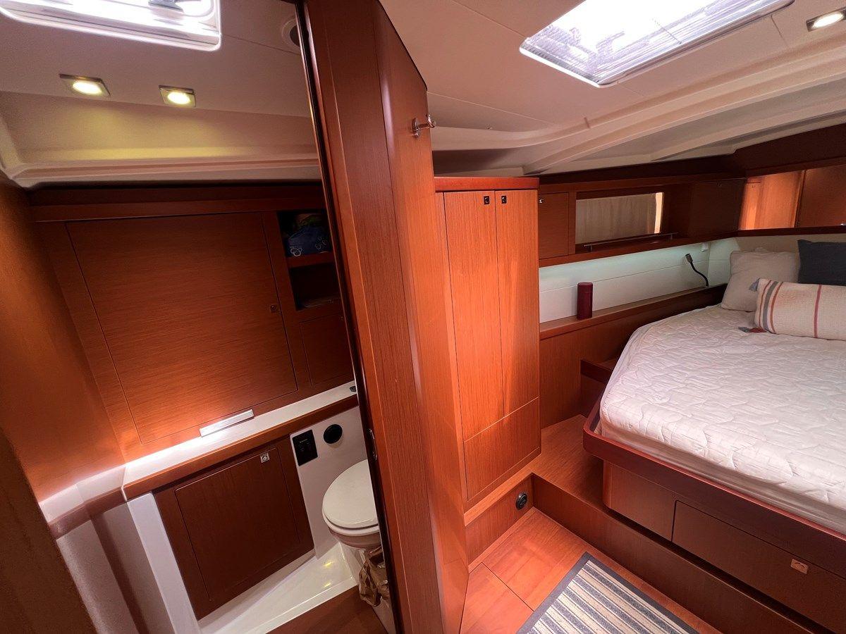 Buy a Beneteau Oceanis 48 at Shestakov Yacht Sales